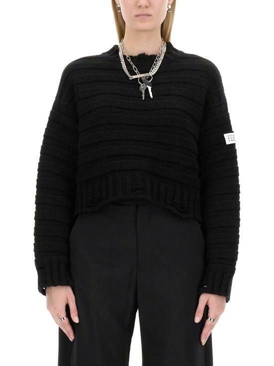 25FW MM6 메종마르지엘라 스웨터 S52HL0031M13040900 BLACK DOM - MM6
