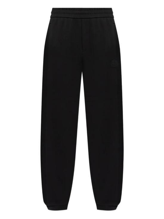 25FW 몽클레어 로고 패치 코튼 스웨트팬츠 8H0000289AZY999 BLACK DOM - Moncler
