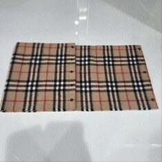 버버리 캐시미어 스누드(넥워머)(4)- 사용감 없고 보관위주 썸네일 1
