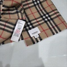 버버리 캐시미어 스누드(넥워머)(4)- 사용감 없고 보관위주 썸네일 4