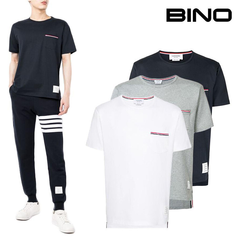톰 브라운 남성 티셔츠 26SS 톰브라운 삼선 포켓 반팔 티셔츠 MJS010A - Thom Browne