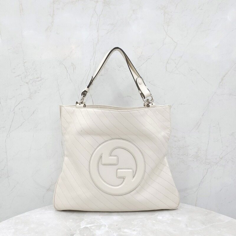 [럭스유] 구찌 인터로킹 블론디 숄더백 미듐 751516 - Gucci