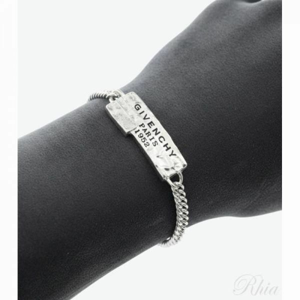 지방시 26SS 로고 테이프 브레이슬릿 BF20JXF003 723 - Givenchy