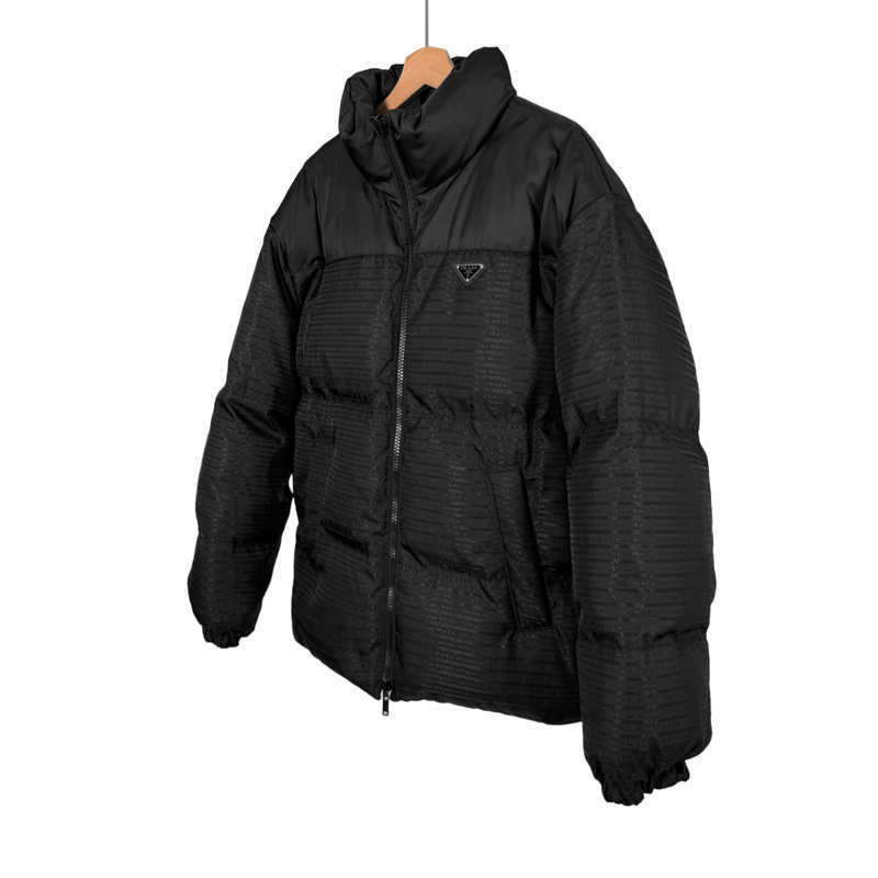 [S] 프라다 남성 미드 렝스 리나일론 리버시블 다운 패딩 자켓 블랙 - Prada