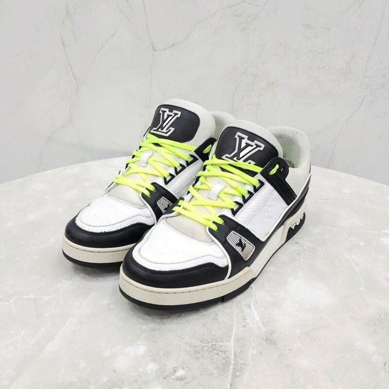 [럭스유] 7 / 루이비통 LV 범고래 트레이너 스니커즈 - Louis Vuitton