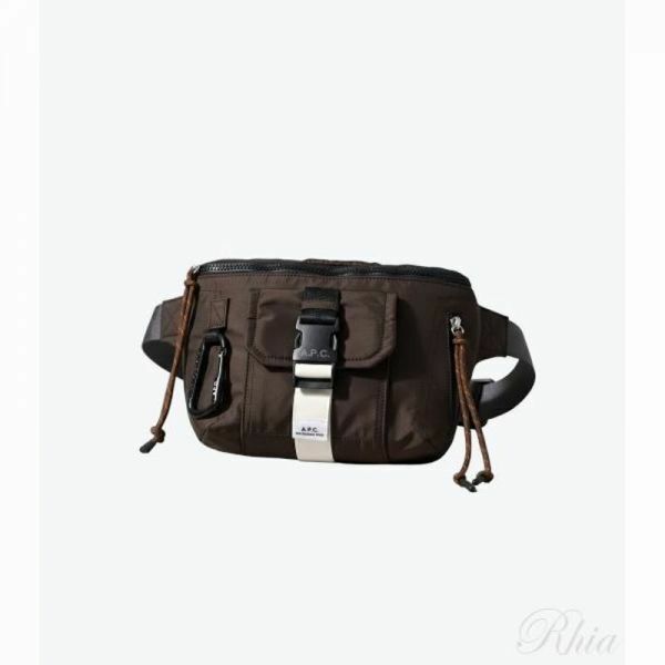 아페쎄 26SS 트랙 범 백 PAAGS H62219 CAA 트렉 - A.P.C.