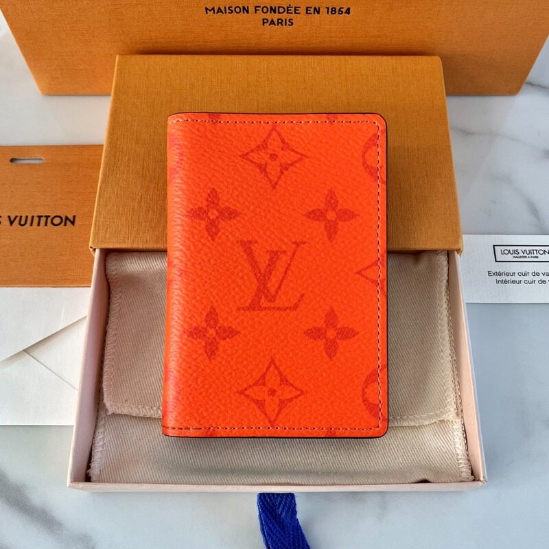 루이비통 오거나이저 카드지갑 파이어리 레드 M30823 - Louis Vuitton