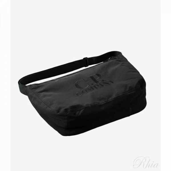 CP컴퍼니 플레인 페이퍼 터치 집업 백 18CMAC227A 110188G 999 숄더백 - CP company