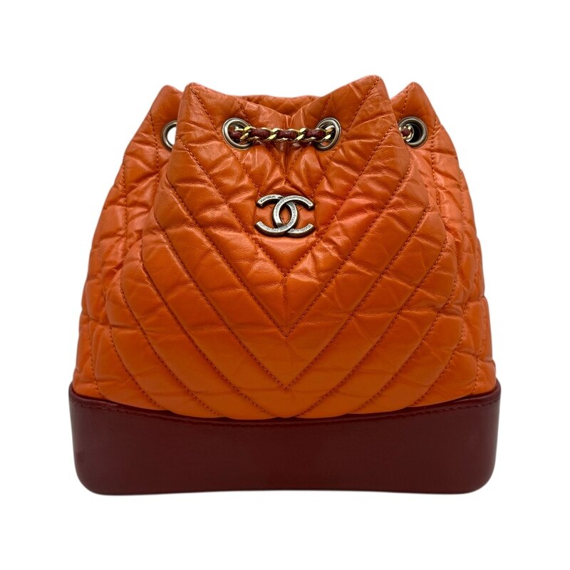샤넬 쉐브론 퀼팅 가브리엘 스몰 A94485 오렌지 여성 백팩 - Chanel