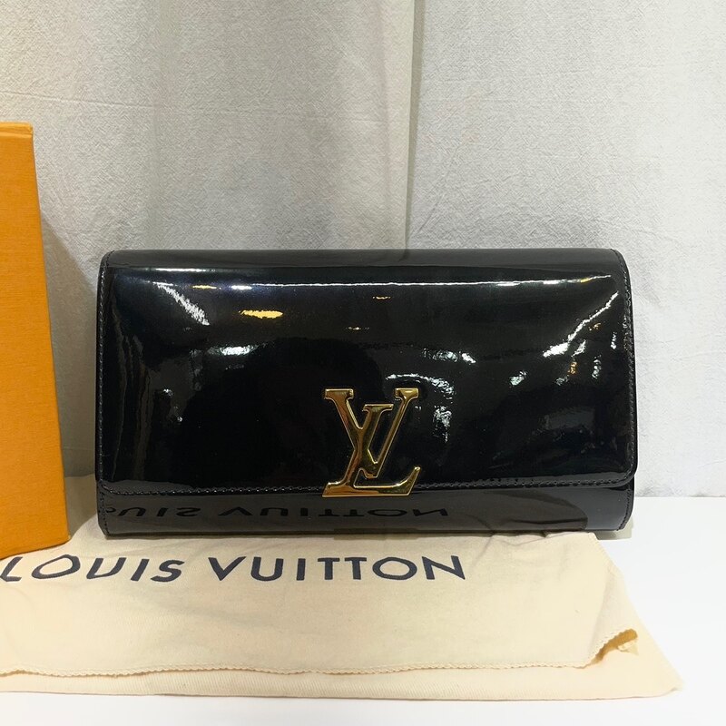 루이비통 베르니 루이즈 클러치 - Louis Vuitton