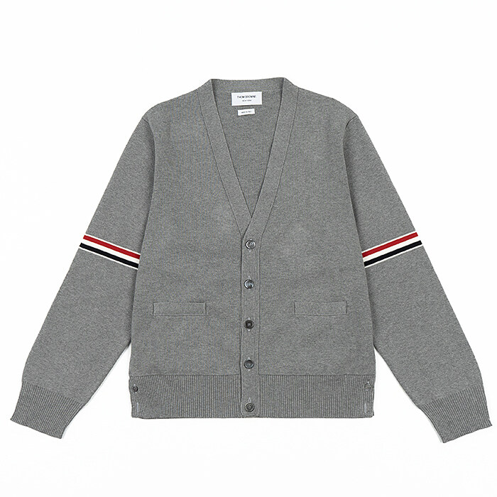 [로로모다] 톰브라운 스티치 암밴드 남성 가디건 / MKC310A-Y3007-055 - Thom Browne