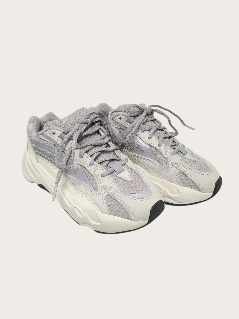 [중고명품/루이스잇] 230 / 아디다스 이지부스트 700 V2 스태틱 스니커즈 - Adidas