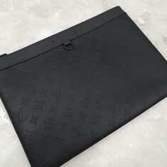 [럭스유] (새상품) 루이비통 포쉐트 보야주 쉐도우 수플 레더 클러치 M82545 썸네일 3