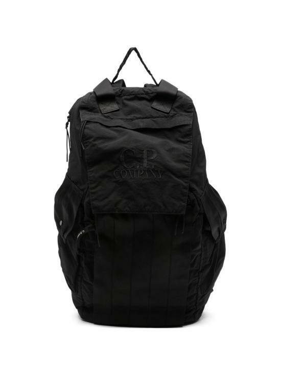 26SS 씨피 컴퍼니 백팩 20CMAC155A 110188M 999 BLACK DOM - CP company