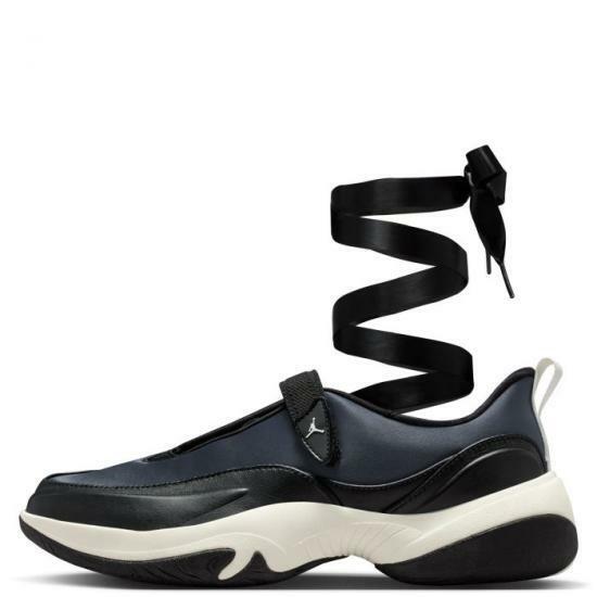 나이키 스니커즈 IB8597 001 DOM - Nike