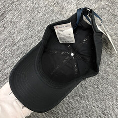 논현 더팩토리 26SS 몽클레어 여성 로고 와펜 패치 개버딘 베이스볼 볼캡 / 블랙 (3B00008 04863 999) 썸네일 4