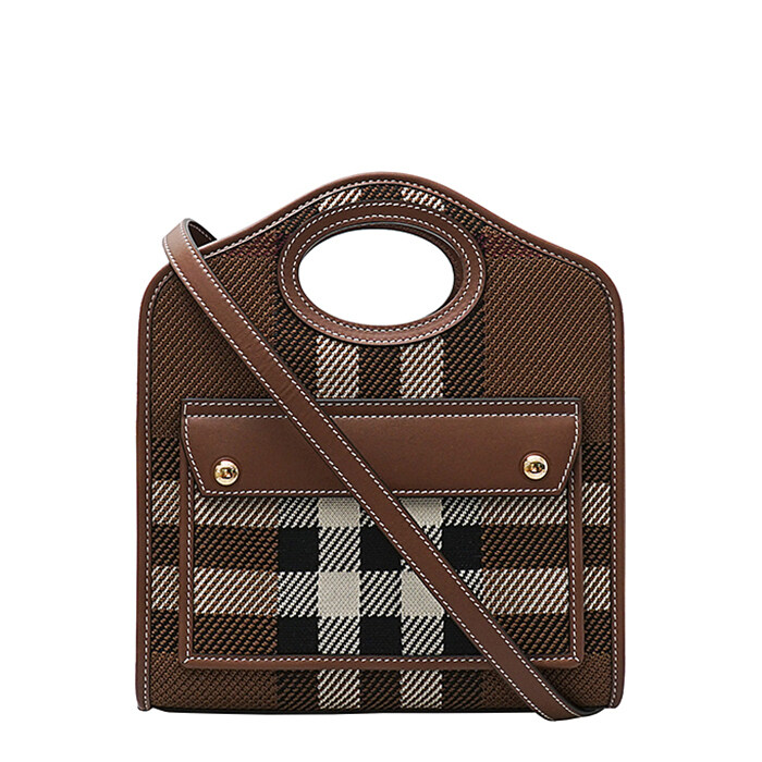 [로로모다] 버버리 타탄 포켓 여성 토트백 / 8049138 - Burberry