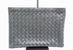 보테가 베네타 하프 지퍼 블랙 607479 남성 클러치 썸네일 1