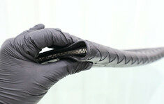 보테가 베네타 하프 지퍼 블랙 607479 남성 클러치 썸네일 5