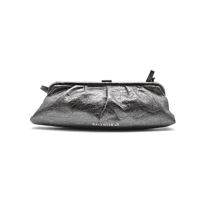 발렌시아가 클라우드 클러치겸 크로스백 XL (618899) L645835 - Balenciaga