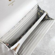 [럭스유] 샤넬 CC로고 화이트 캐비어 플랩 똑딱이 장지갑 AP3133 썸네일 8