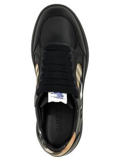 26SS 버버리 체크 테라스 스니커즈 8108650 BLACK SAND IP CHK DOM 썸네일 4