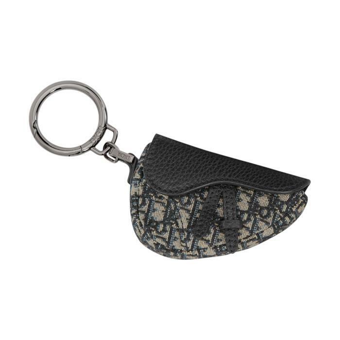 [밀라코/국내발송] 디올 Saddle 키링 2ESKH587DOR_H27E - Christian Dior