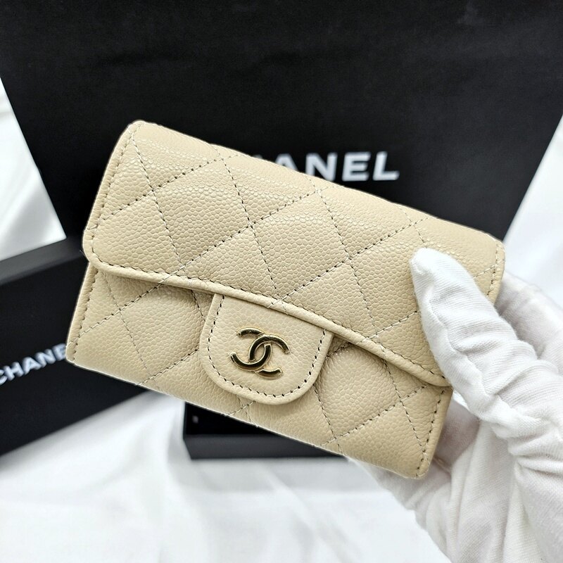 (국내배송)샤넬 똑딱이 클래식 카드 지갑 똑딱이 cc 골드 메탈 금장 AP0214 - Chanel