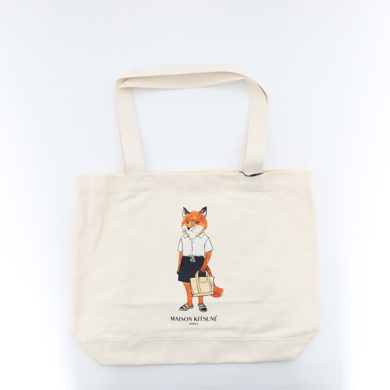 [국내신상]메종키츠네 드레스 폭스 프린트 공용 토트백 QU05108WW9042 P700 - Maison Kitsune