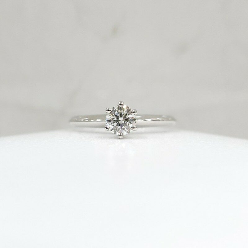 [럭스유] (새상품) 티파니앤코 다이아 플래티늄 웨딩밴드 링 4.5호 - Tiffany & Co