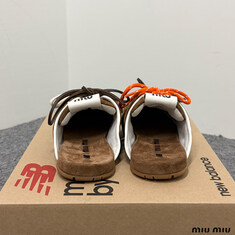 논현 더팩토리 26SS 미우미우 X 뉴발란스 530 SL 스웨이드 뮬 / 카넬라 (5E333E Z5O F0401) 썸네일 1