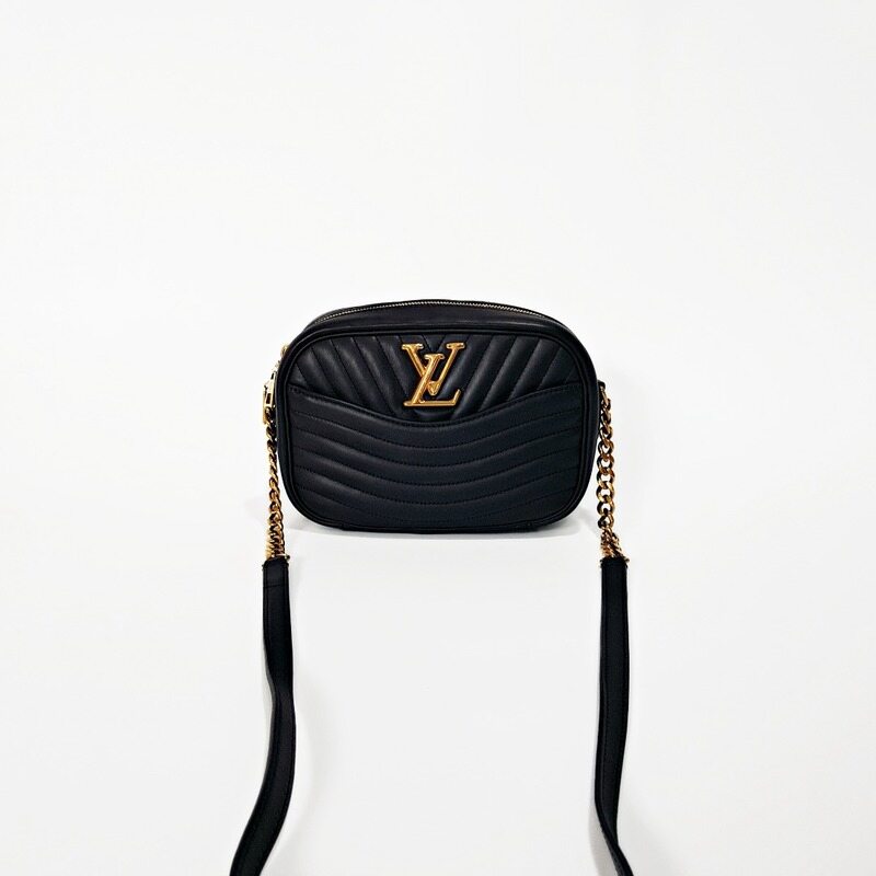 루이비통 뉴웨이브 카메라백 M58677 - Louis Vuitton