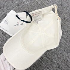 논현 더팩토리 26SS 몽클레어 로고 와펜 패치 개버딘 베이스볼 볼캡 / 화이트 (3B00048 04863 036) 썸네일 4