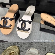 샤넬 CC 로고 뮬 슬리퍼 샌들 화이트 NEW 썸네일 6