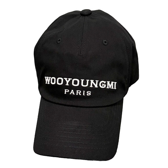 더팩토리 26SS 우영미 로고 엠브로이드 볼캡 야구모자 / 블랙 (W261CA52 661B) - Wooyoungmi