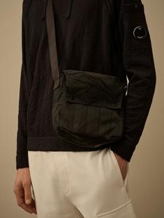 26SS 씨피 컴퍼니 크로스백 20CMAC154A 110188M 999 BLACK DOM 썸네일 3