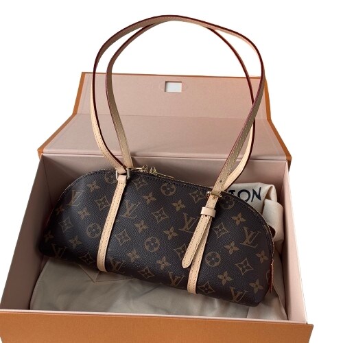 루이비통 스콰이어 이스트 웨스트 숄더백 M28953 - Louis Vuitton
