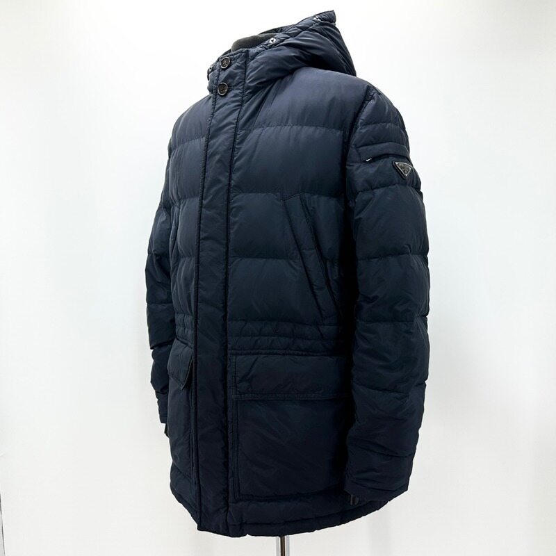[백화점구매] 프라다 남성 리나일론 삼각로고 롱 패딩 점퍼 - Prada