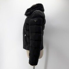 프라다 리나일론 삼각로고 여성 숏 패딩 점퍼 썸네일 3