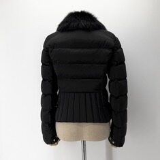 프라다 리나일론 삼각로고 여성 숏 패딩 점퍼 썸네일 5