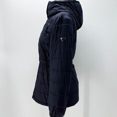 프라다 삼각로고 여성 경량 패딩 점퍼 썸네일 3