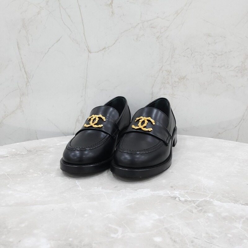 [럭스유] 35 / 샤넬 CC로고 까멜리아 모카신 로퍼 G45663 - Chanel