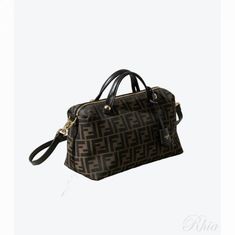 펜디 26SS 바이더웨이 소프트 미디엄 백 8BL155 AFPM F1GL7 바이 더 웨이 셀러리아 썸네일 1