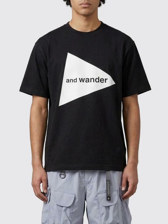 26SS 앤드원더 반팔 티셔츠 5746984076010 BLACK DOM - and Wander