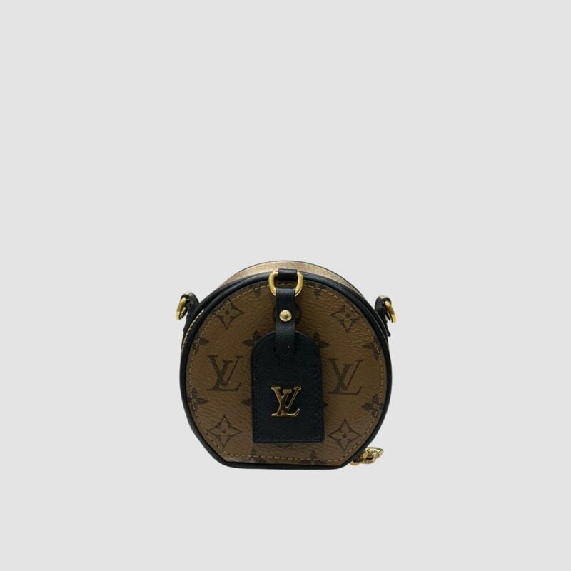 루이비통 리버스 모노 쁘띠뜨 부아뜨 샤포 체인 크로스백 M68577 - Louis Vuitton