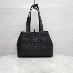 [럭스유] 디올 뚜주흐 미디엄백 블랙 매크로 까나쥬 M2821OSNW 썸네일 1