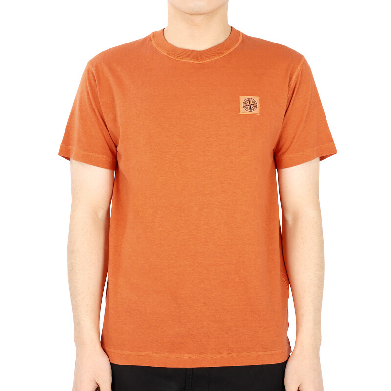 디몬트 23 S/S 스톤 남성 와펜 패치 반팔(오렌지) 101523757 V0173 - Stone Island