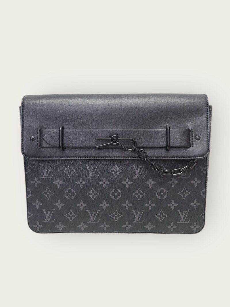 [중고명품/루이스잇] 루이비통 모노그램 이클립스 포쉐트 스티머 클러치백 - Louis Vuitton
