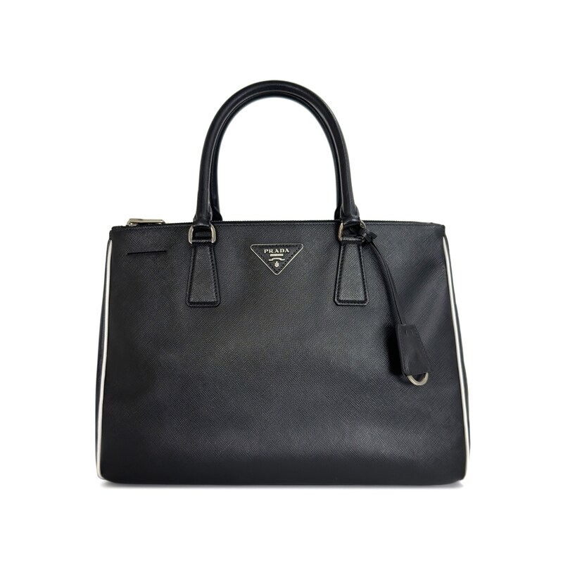 [어포드] 프라다 갤러리아 사피아노 토트백 라지 블랙 8323569K - Prada