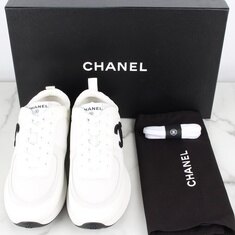 샤넬 CC로고 메쉬 스웨이드 카프스킨 & 화이트 스니커즈 41(275) 썸네일 1